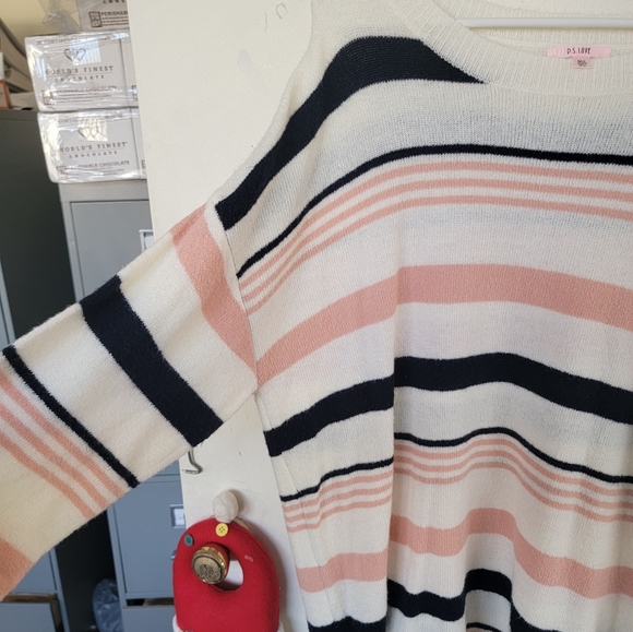 NWOT PSLove brand lightweight sweater oversized M/L - Picture 3 of 5
